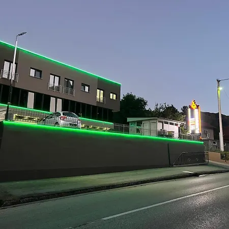 شقة Ema, Asja, Eda